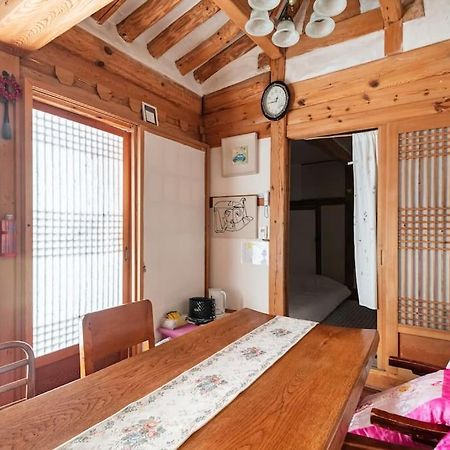 Namhyundang - Hanok Korean Traditional House Seoul Exterior photo