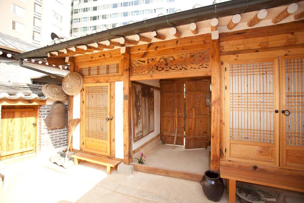 Namhyundang - Hanok Korean Traditional House Seoul Exterior photo